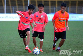 Cầu thủ trẻ nhất HAGL cứa lòng như Messi