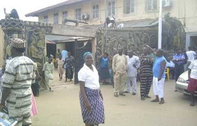 Hé lộ nguyên nhân khiến nhiều người chết vì 'bệnh lạ'