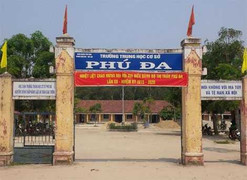 Đánh học sinh bằng gậy tre, thầy giáo bị đình chỉ công tác