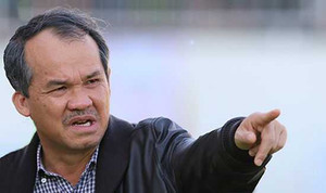 Bầu Đức đi sai cờ: Lứa Công Phượng chưa đủ trình đá V-League