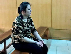 Giáo sư bị người tình lừa 17 tỷ đồng: Bị cáo khẳng định là 'tình phí'