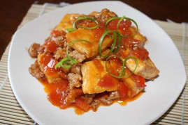 Làm món đậu phụ sốt thịt bằm cho cả nhà