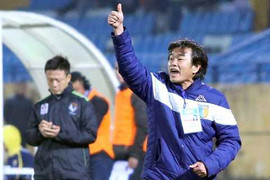 HLV Phan Thanh Hùng: Bóng đá thế giới ít người làm như HAGL