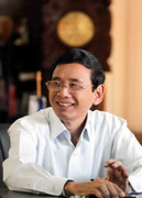 Lão đại gia Lê Ân: Trả thù siêu dị, yêu thương đẳng cấp