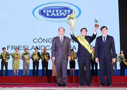 FrieslandCampina Việt Nam nhận giải 'Thương hiệu vàng thực phẩm Việt Nam năm 2015'