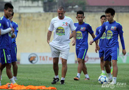 HAGL tính phương án lạ để hạ Hà Nội T&T