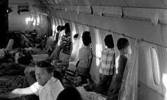 Hành trình tìm mộ trẻ em Việt trong thảm kịch không vận 4/4/1975