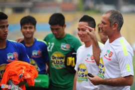 Thầy Giôm ưu tiên lứa Công Phượng, nội bộ HAGL bất đồng