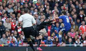 Chelsea tiến gần ngôi vương sau trận derby buồn tẻ