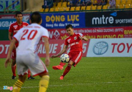 Clip: Công Vinh ghi bàn nhanh nhất Việt Nam