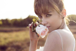 Showbiz hỗn loạn vì người đẹp lười lao động