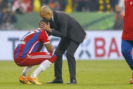 Sút hỏng 4 quả phạt đền, Bayern Munich vỡ mộng ăn ba