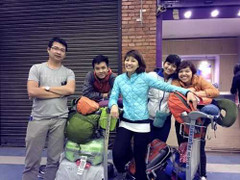 Động đất ở Nepal: 5 người Việt vẫn mắc kẹt trên núi