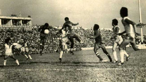 Đoàn tụ bóng đá Nam-Bắc trong trận cầu lịch sử năm 1976