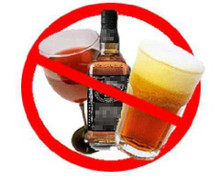 Ngành giao thông kêu gọi 'bớt uống rượu, tăng uống sữa'