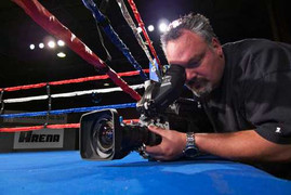 Các hãng truyền hình cũng 'so găng' trong trận đấm bốc thế kỷ