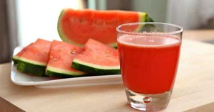 Lợi ích thần kỳ của nước ép dưa hấu