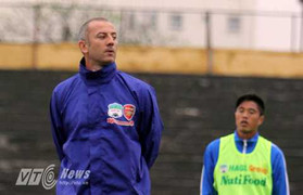 Thầy Giôm mong học trò không đánh mất mình khi lên U23