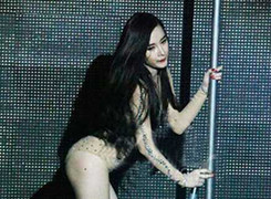 Những scandal để đời của Angela Phương Trinh