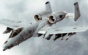 Mỹ huy động 4 'Thần sấm' A-10 đến Estonia