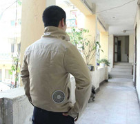 Quạt 1,2 triệu đồng biến áo thường thành điều hòa