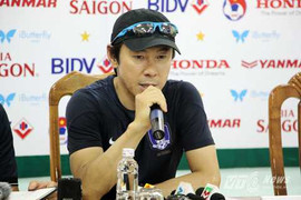 ‘Mourinho châu Á’ không biết Công Vinh, Công Phượng, Miura