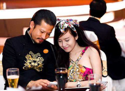 Doanh nhân Hùng Cửu Long: ‘Ông Tưng’ lắm chiêu của showbiz Việt