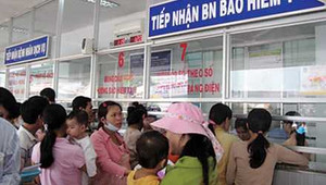 Mua bảo hiểm y tế theo hộ gia đình: Vừa rẻ vừa dễ