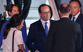 Tổng thống Pháp bắt đầu chuyến thăm lịch sử tới Cuba