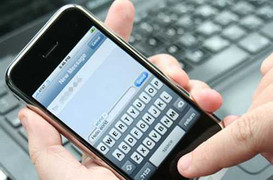 Hiệu trưởng gửi tin 'hối lộ tình dục' đến Giám đốc Sở