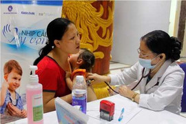 Hơn 300 trẻ 'làng ô nhiễm' được Vinmec khám sức khỏe miễn phí