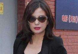 Triệu Vy tăng cân mất kiểm soát