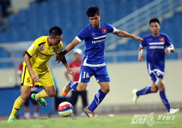 BLV Quang Huy: Miura muốn bảo vệ Công Phượng