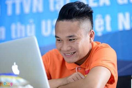 'Ronaldo Việt' hay lướt facebook, thích nhạc Sơn Tùng M-TP