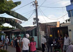 Sạc pin máy tính bảng, một thanh niên tử vong