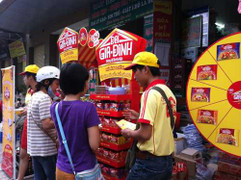 Bán ‘nồi cơm’, Kinh Đô có sống được với mì gói?