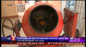 Kinh hoàng cơ sở trộn đường ăn bằng máy trộn bê tông ở TP.HCM