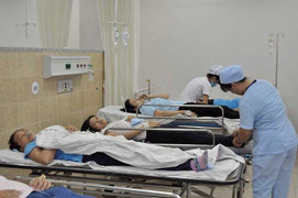 Hàng loạt người ngất xỉu ở Đồng Nai: Nhiều công nhân lại có biểu hiện bất thường