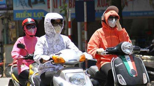 Miền Bắc nắng nóng ngột ngạt, nhiệt độ tăng trên ngưỡng 40 độ C