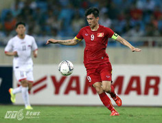 Công Vinh, Thành Lương sát cánh cùng huyền thoại Man Utd