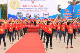 Tuổi trẻ Thái Nguyên nhảy flashmob ra quân tình nguyện hè 2015