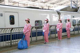 Những 'thiên thần' trên tàu cao tốc Shinkansen
