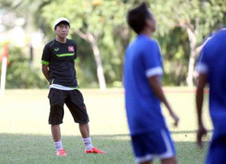 U23 Việt Nam lại bị chủ nhà làm khó