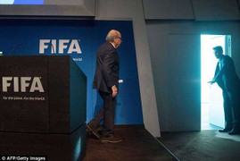 Chủ tịch FIFA Sepp Blatter thổ lộ lý do bất ngờ từ chức