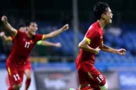 BLV Tạ Biên Cương tiếp tục gây sốt với 2 câu nói 'bất hủ'