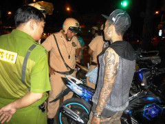 U23 Việt Nam thắng đậm, hàng trăm cảnh sát ra đường ngăn 'bão đêm'