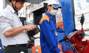 Thấp thỏm chờ giá xăng lại tăng