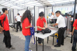 Thắt chặt an ninh trước lễ khai mạc SEA Games 28