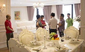 R6 Vinhomes Royal City tạo sức hút mạnh