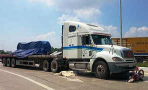 Mẹ trẻ chết thảm dưới bánh container: Tài xế đã ra trình diện